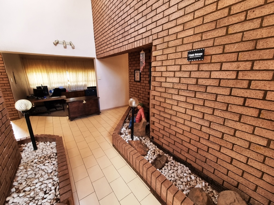 4 Bedroom Property for Sale in Eldoraigne Gauteng