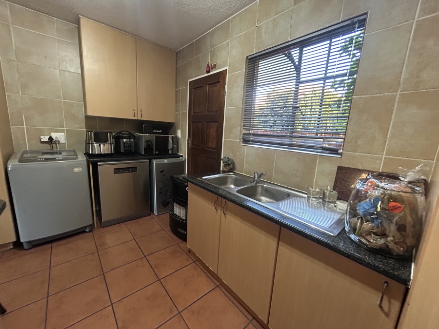 3 Bedroom Property for Sale in Kyalami Hills Gauteng