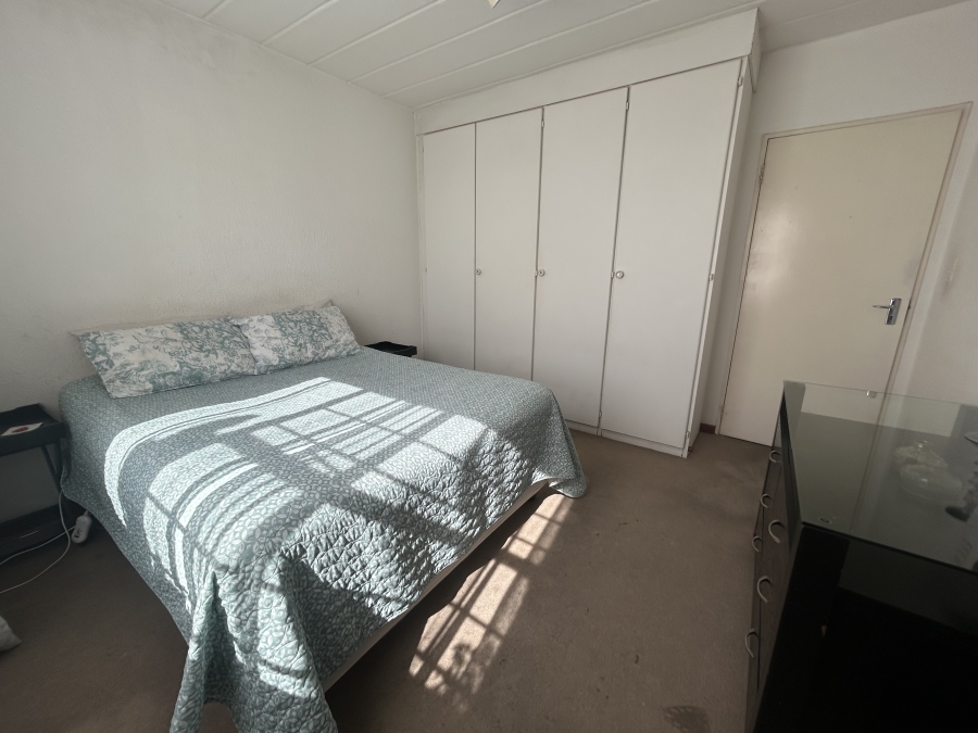 2 Bedroom Property for Sale in Vorna Valley Gauteng