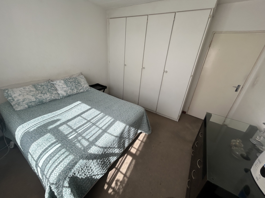 2 Bedroom Property for Sale in Vorna Valley Gauteng