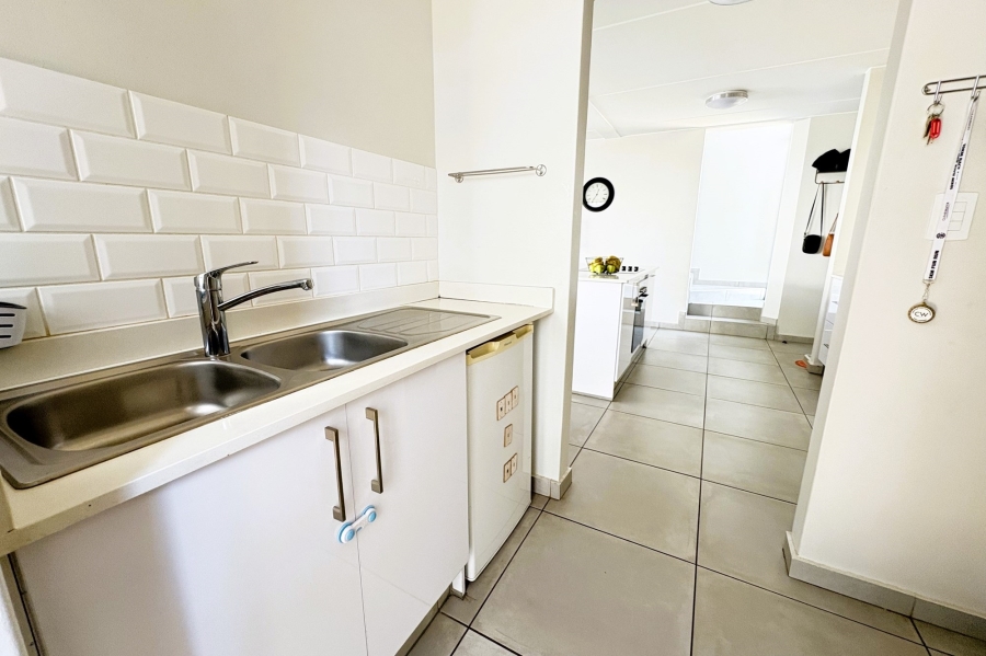 3 Bedroom Property for Sale in Little Falls Gauteng