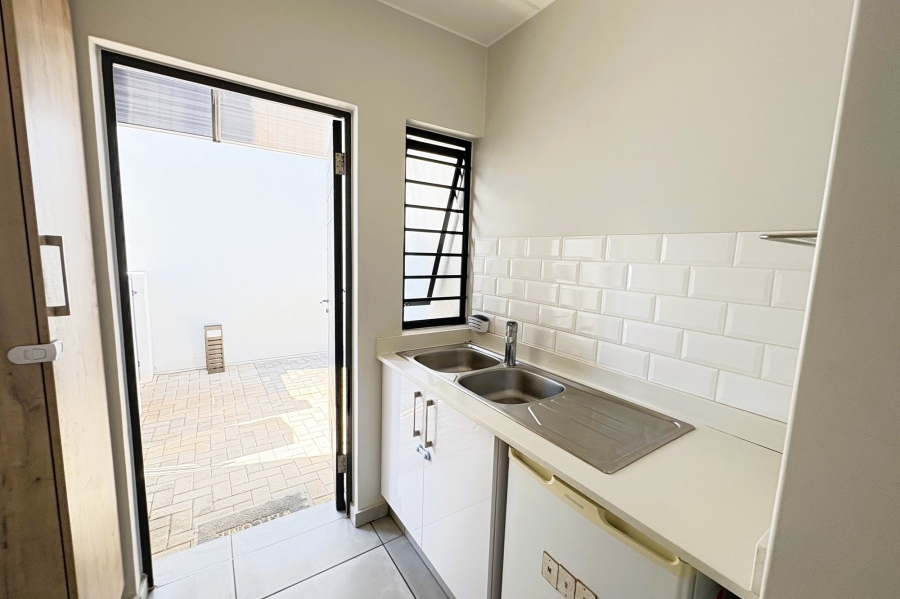 3 Bedroom Property for Sale in Little Falls Gauteng