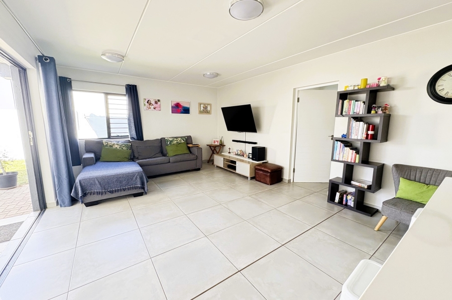 3 Bedroom Property for Sale in Little Falls Gauteng