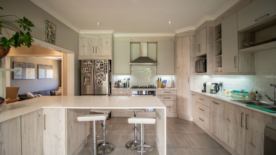 3 Bedroom Property for Sale in Sunnyridge Gauteng
