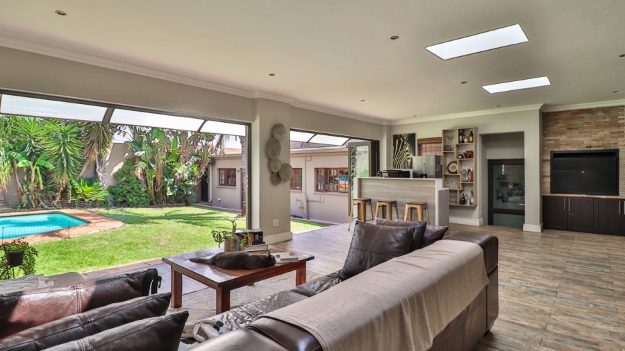 3 Bedroom Property for Sale in Sunnyridge Gauteng