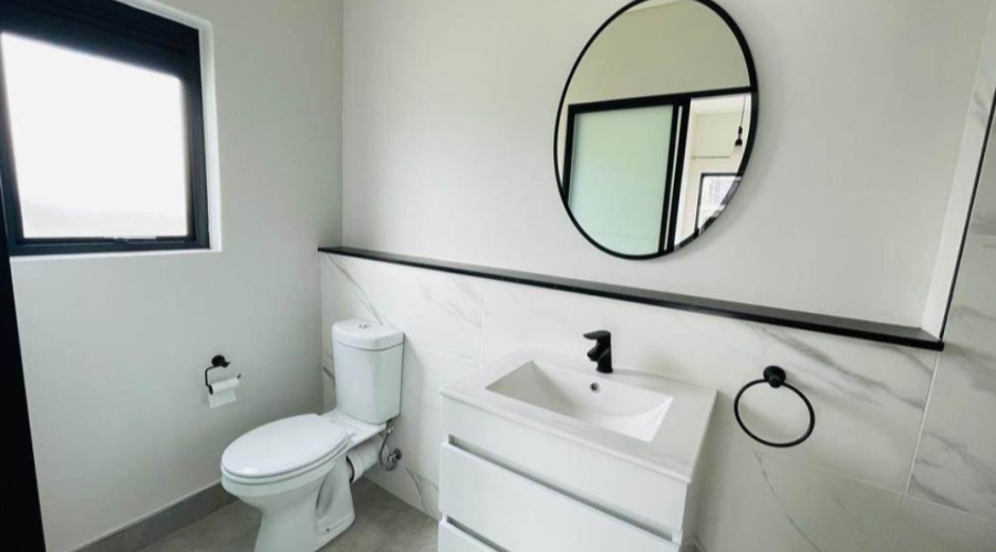 To Let 2 Bedroom Property for Rent in Waterfall Gauteng