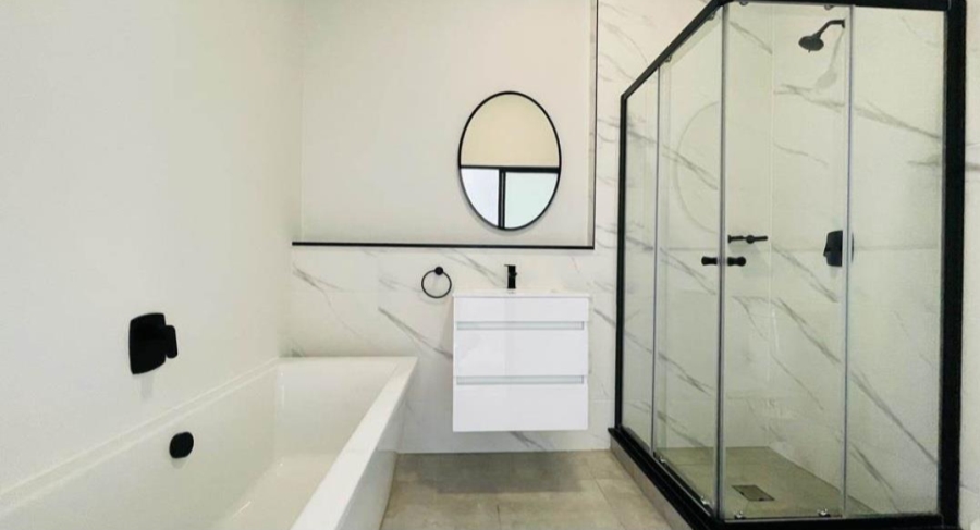 To Let 2 Bedroom Property for Rent in Waterfall Gauteng