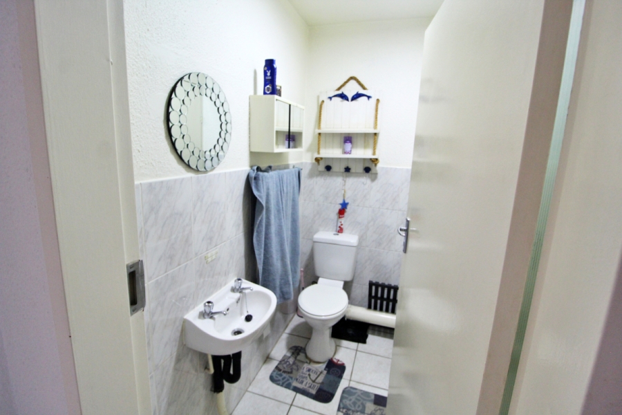 2 Bedroom Property for Sale in Primrose Hill Gauteng