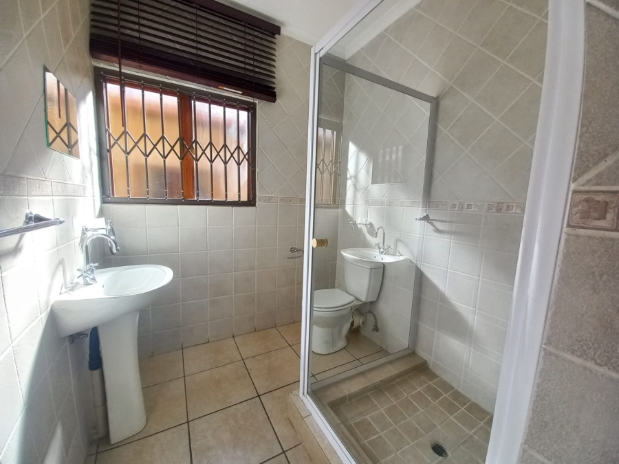 2 Bedroom Property for Sale in Sonneveld Gauteng