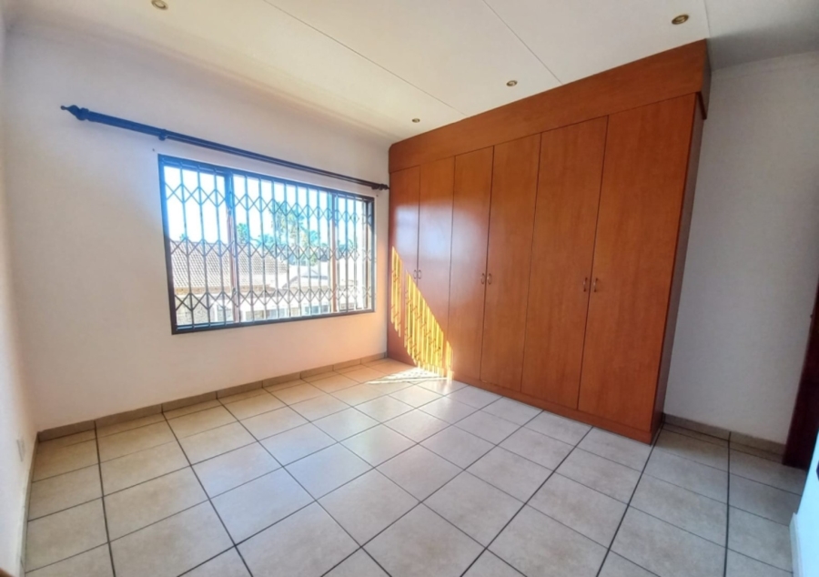 2 Bedroom Property for Sale in Sonneveld Gauteng