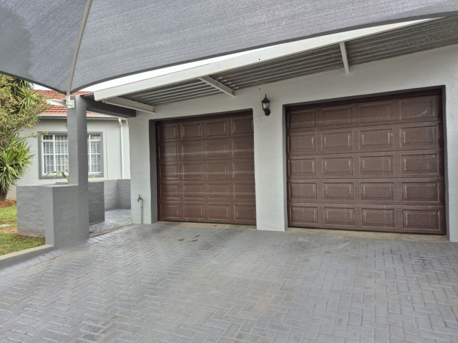 4 Bedroom Property for Sale in Sunnyridge Gauteng