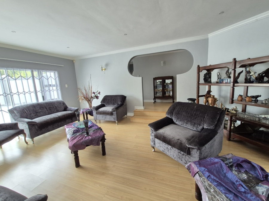 4 Bedroom Property for Sale in Sunnyridge Gauteng