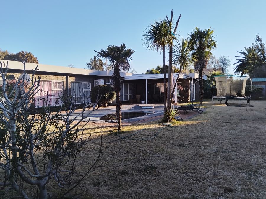 4 Bedroom Property for Sale in Vanderbijlpark SE 2 Gauteng