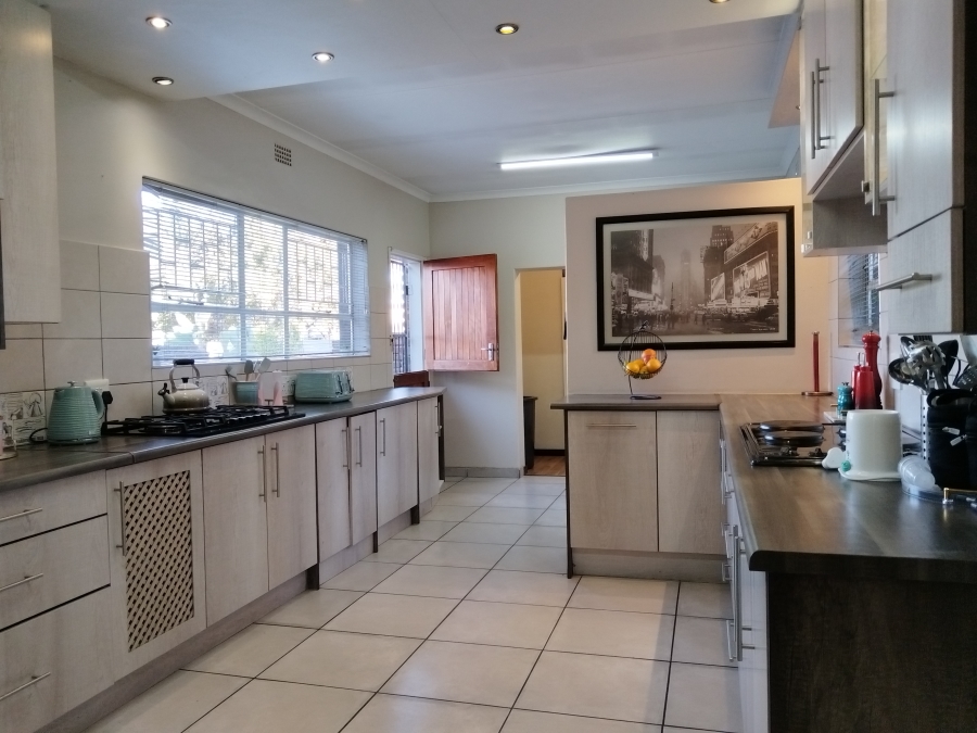 4 Bedroom Property for Sale in Vanderbijlpark SE 2 Gauteng