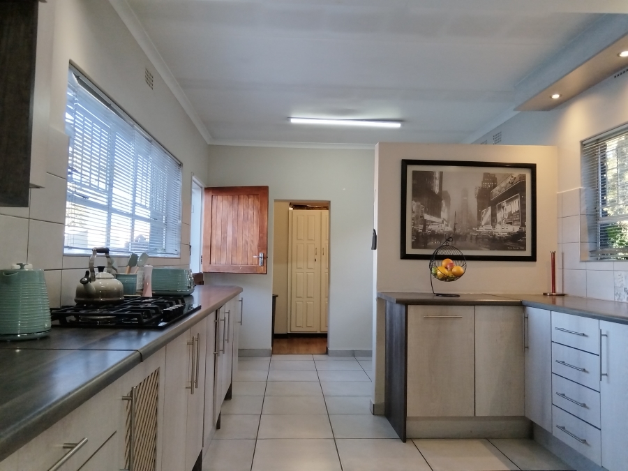 4 Bedroom Property for Sale in Vanderbijlpark SE 2 Gauteng
