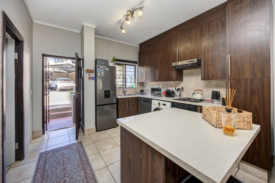 2 Bedroom Property for Sale in Fourways Gauteng