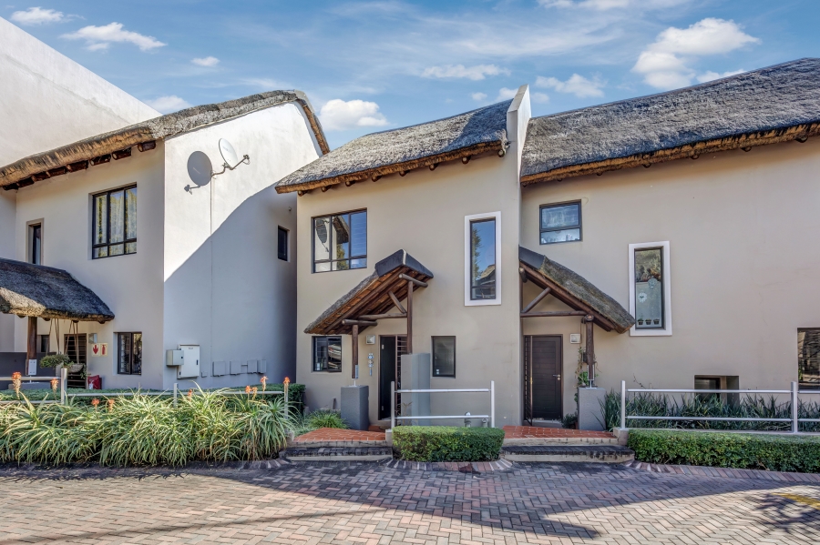 2 Bedroom Property for Sale in Fourways Gauteng