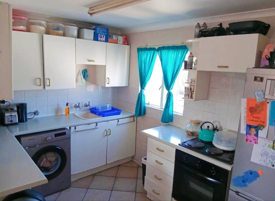 2 Bedroom Property for Sale in Verwoerdpark Gauteng