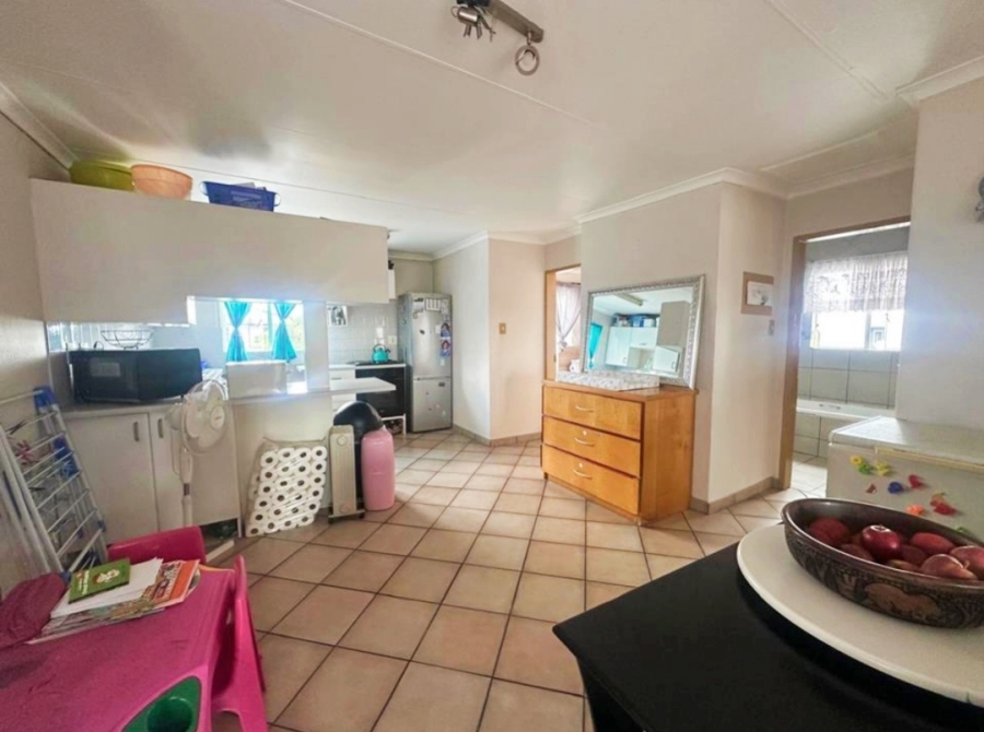 2 Bedroom Property for Sale in Verwoerdpark Gauteng