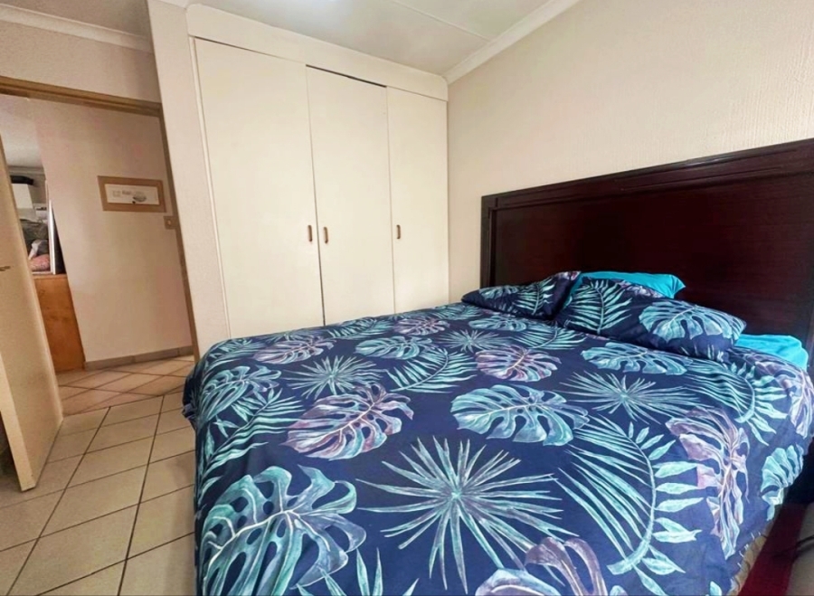 2 Bedroom Property for Sale in Verwoerdpark Gauteng