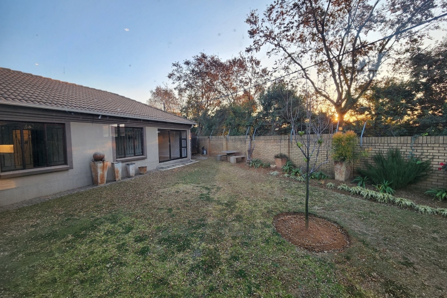 To Let 3 Bedroom Property for Rent in Parkhaven Gauteng