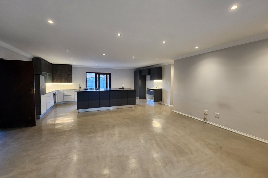 To Let 3 Bedroom Property for Rent in Parkhaven Gauteng