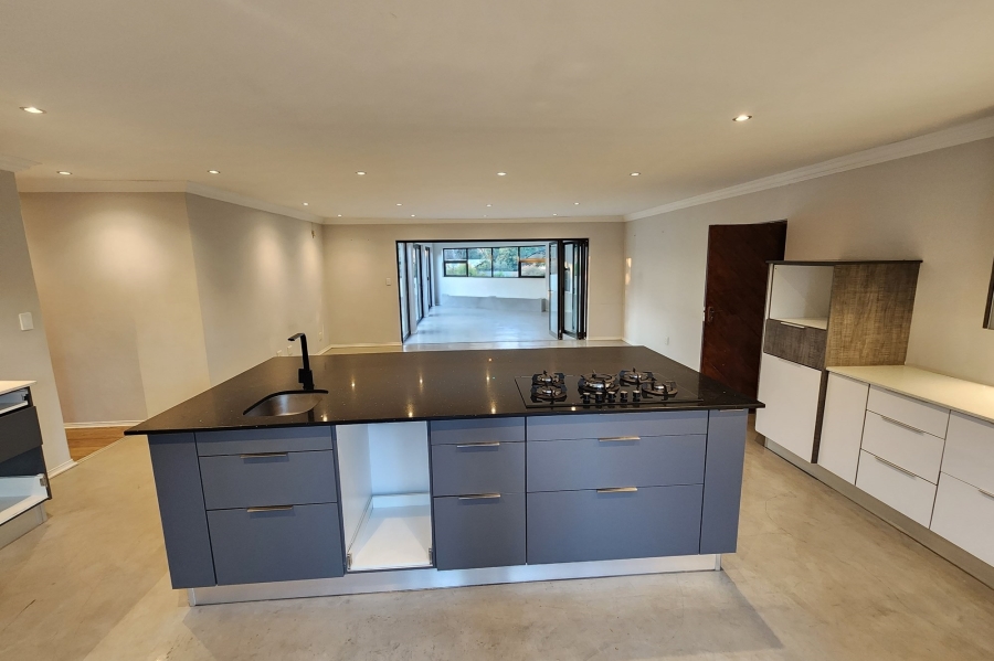 To Let 3 Bedroom Property for Rent in Parkhaven Gauteng