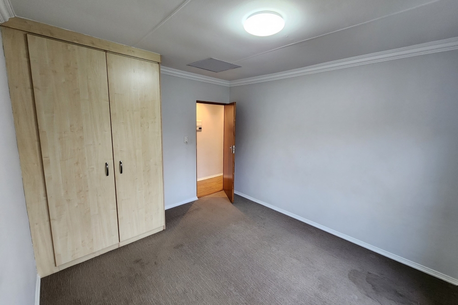 To Let 3 Bedroom Property for Rent in Parkhaven Gauteng