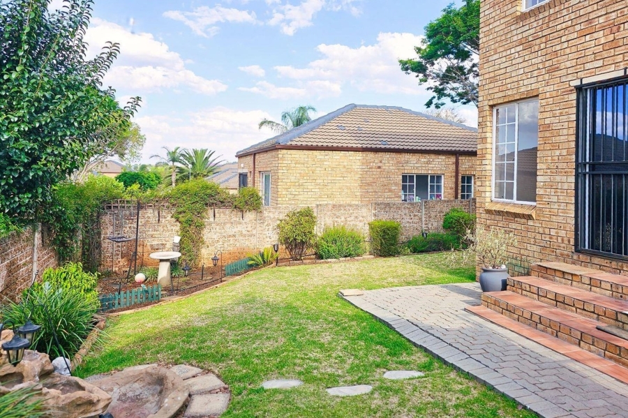 To Let 3 Bedroom Property for Rent in Honeydew Manor Gauteng