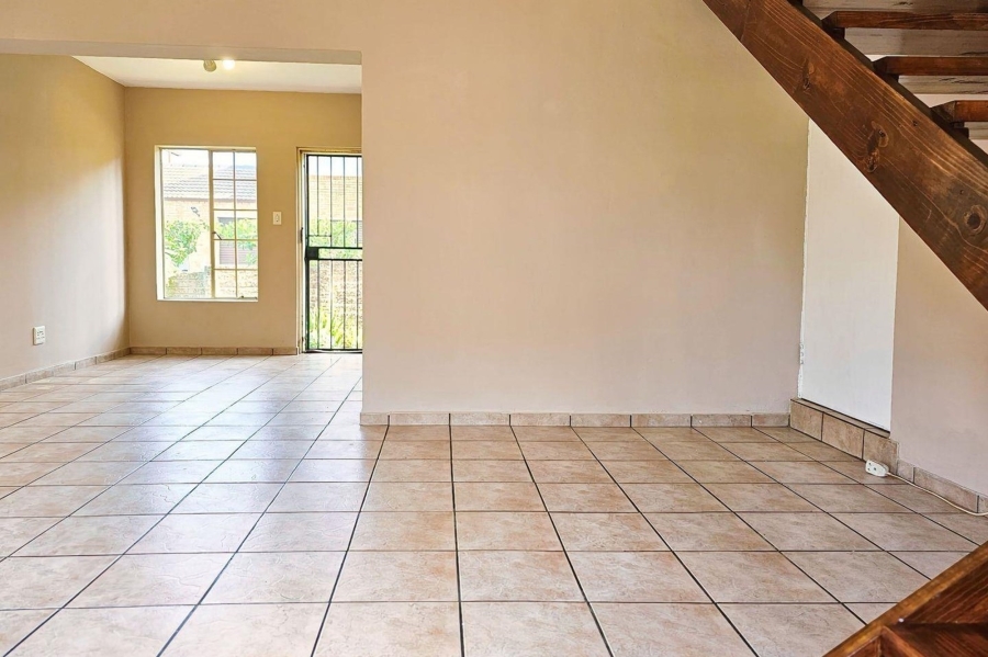 To Let 3 Bedroom Property for Rent in Honeydew Manor Gauteng