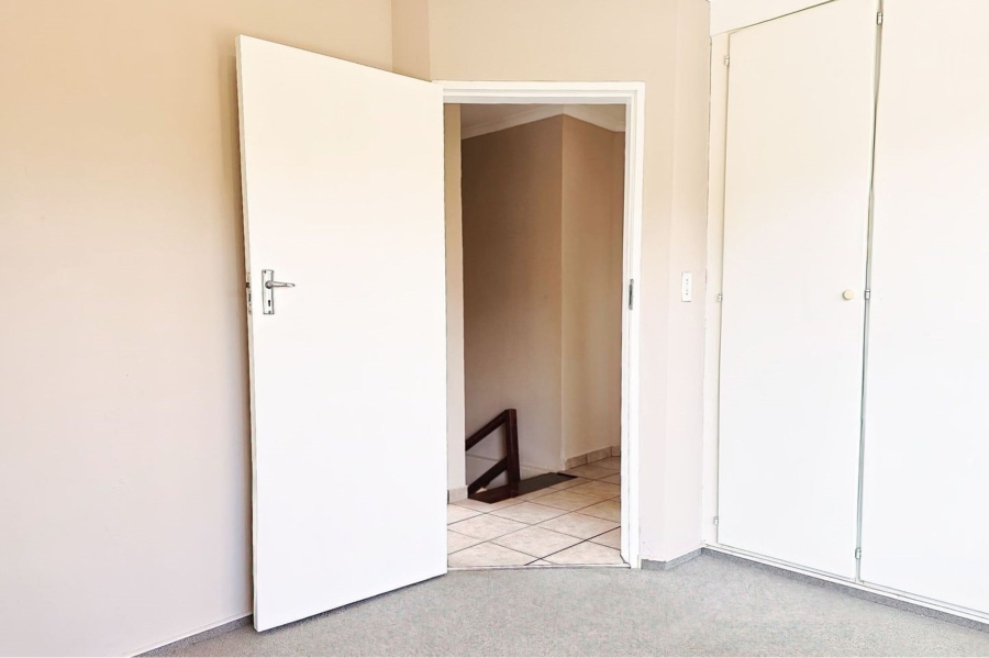 To Let 3 Bedroom Property for Rent in Honeydew Manor Gauteng
