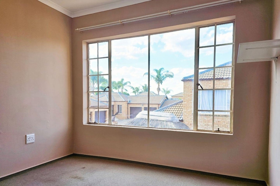 To Let 3 Bedroom Property for Rent in Honeydew Manor Gauteng
