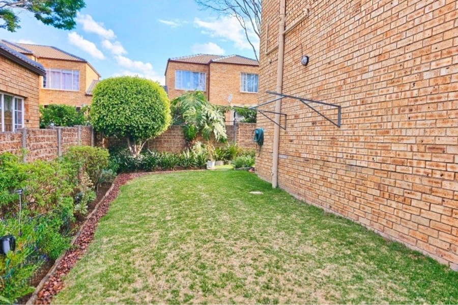 To Let 3 Bedroom Property for Rent in Honeydew Manor Gauteng