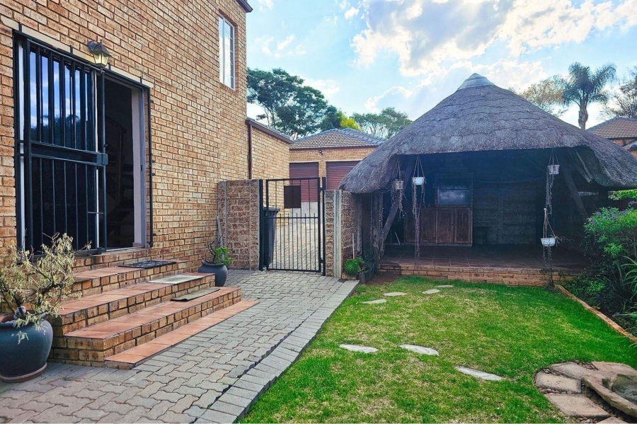 To Let 3 Bedroom Property for Rent in Honeydew Manor Gauteng