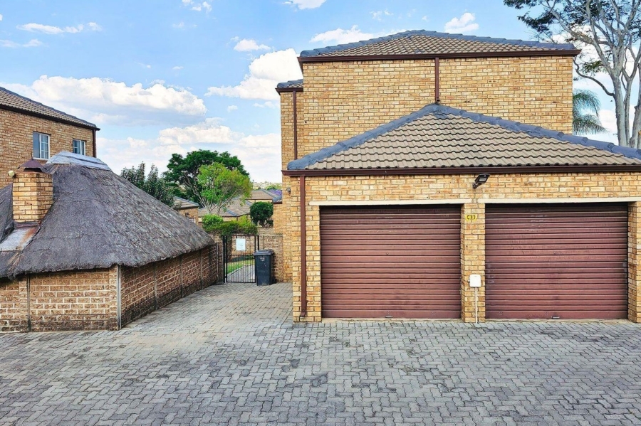 To Let 3 Bedroom Property for Rent in Honeydew Manor Gauteng