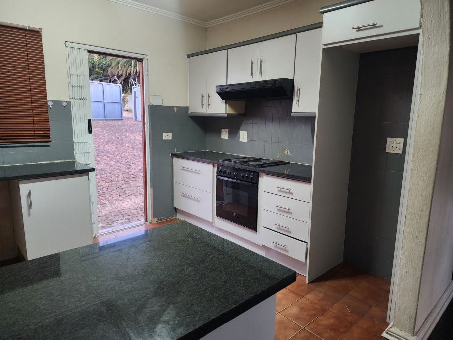 To Let 3 Bedroom Property for Rent in Buccleuch Gauteng