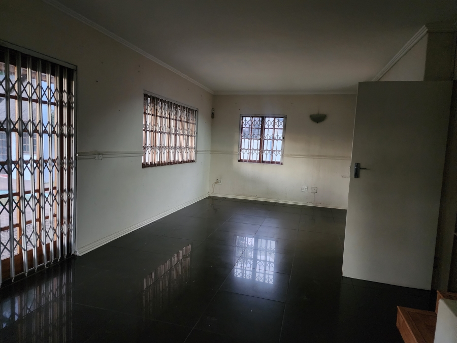 To Let 3 Bedroom Property for Rent in Buccleuch Gauteng