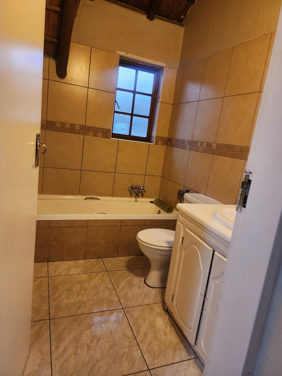 To Let 3 Bedroom Property for Rent in Buccleuch Gauteng