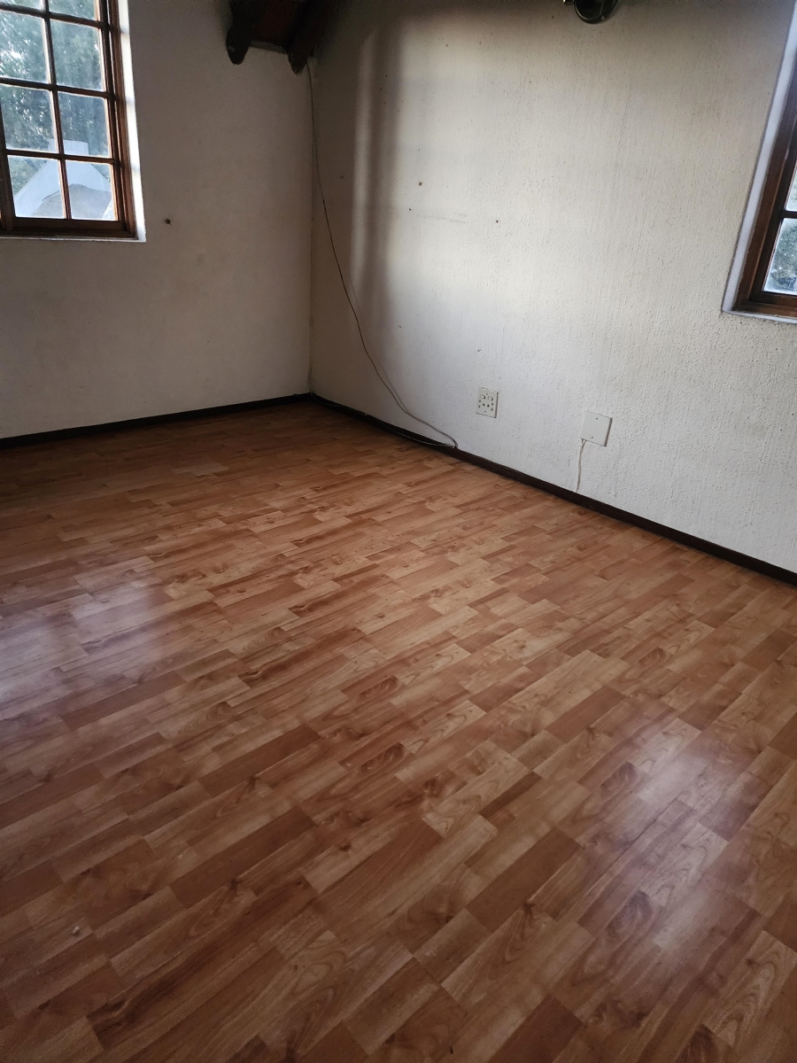 To Let 3 Bedroom Property for Rent in Buccleuch Gauteng