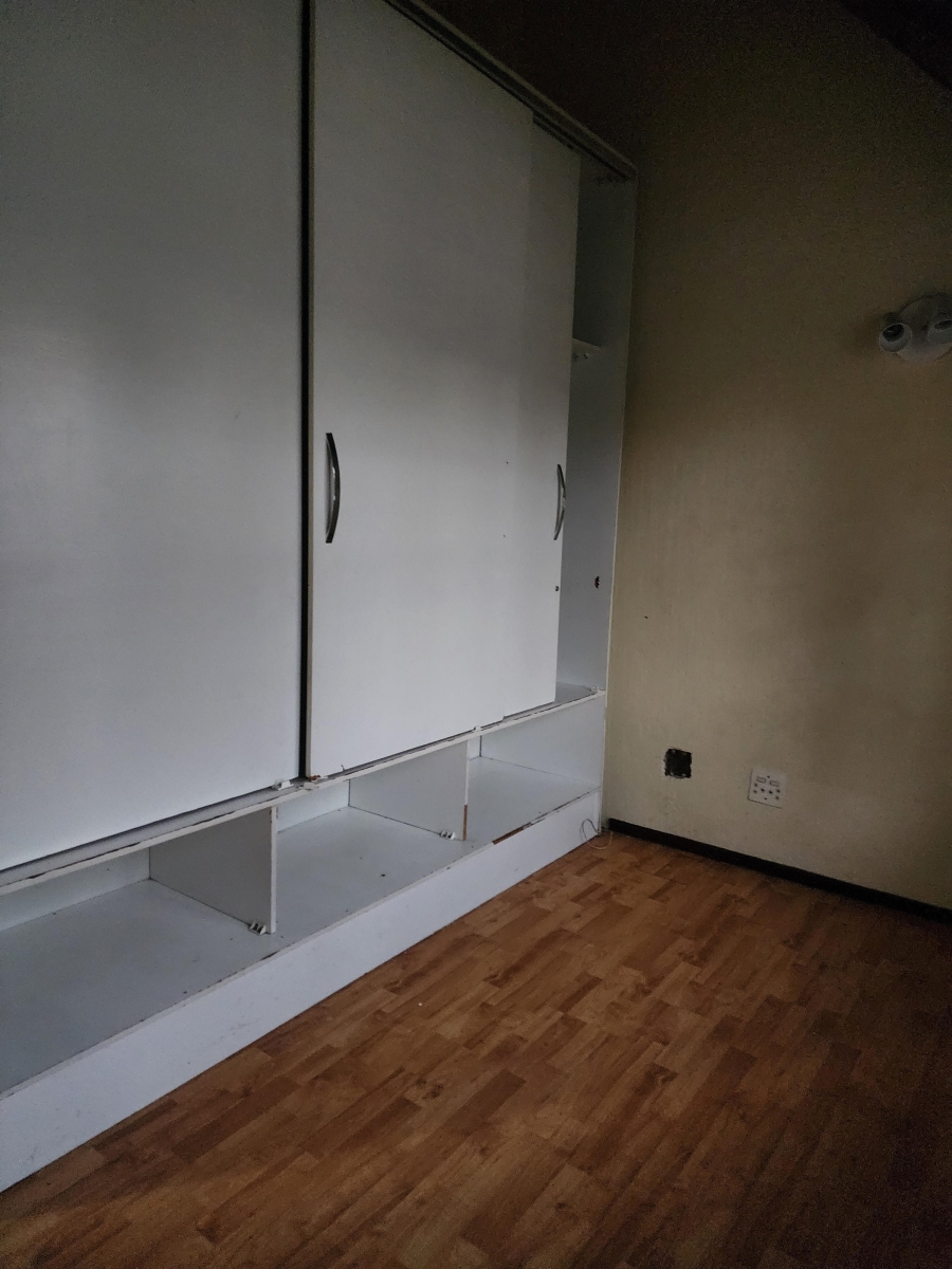 To Let 3 Bedroom Property for Rent in Buccleuch Gauteng