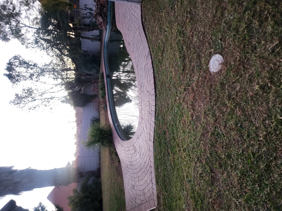 To Let 3 Bedroom Property for Rent in Buccleuch Gauteng