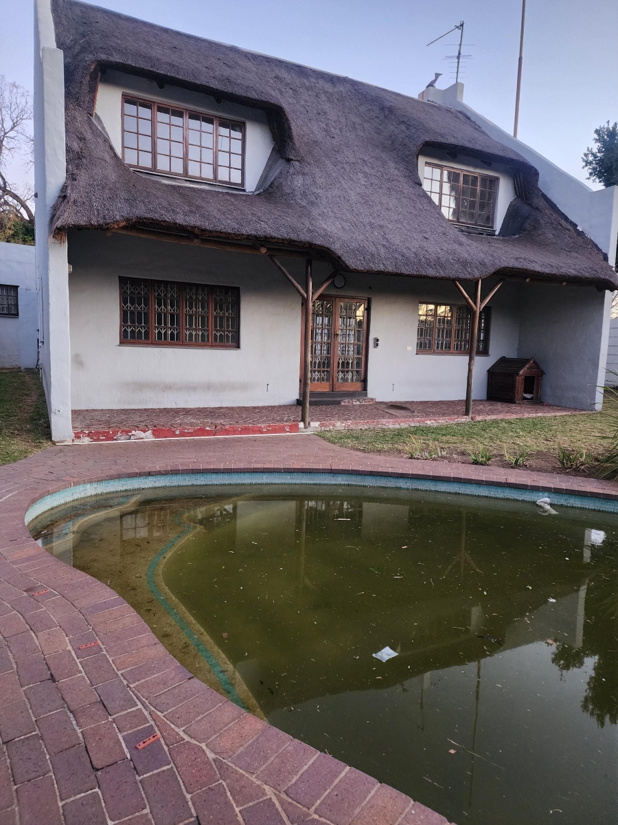 To Let 3 Bedroom Property for Rent in Buccleuch Gauteng
