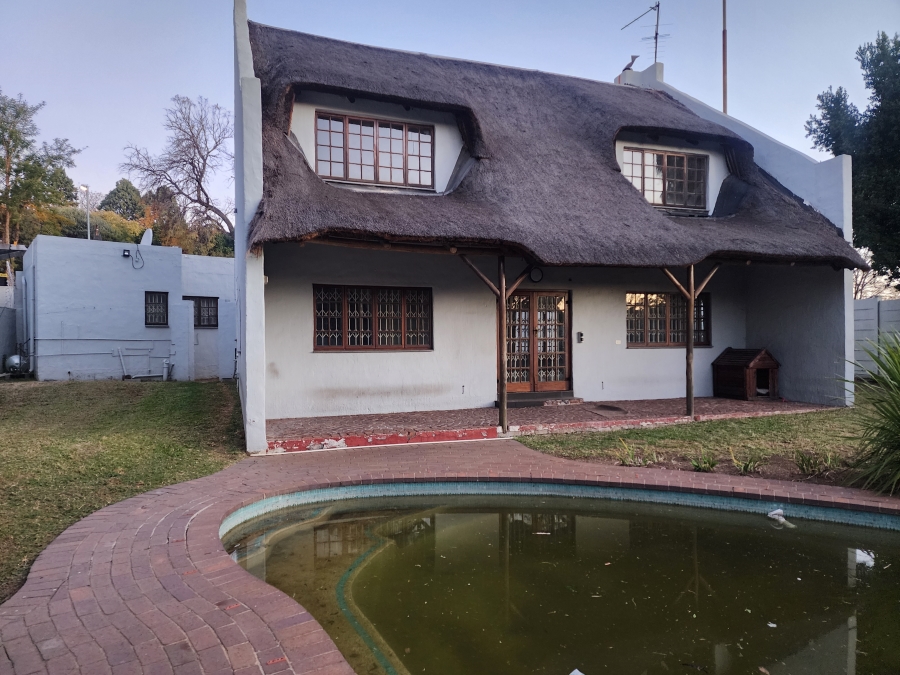 To Let 3 Bedroom Property for Rent in Buccleuch Gauteng