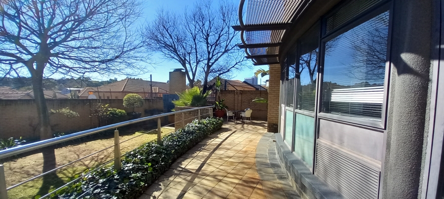 To Let commercial Property for Rent in Ferndale Gauteng