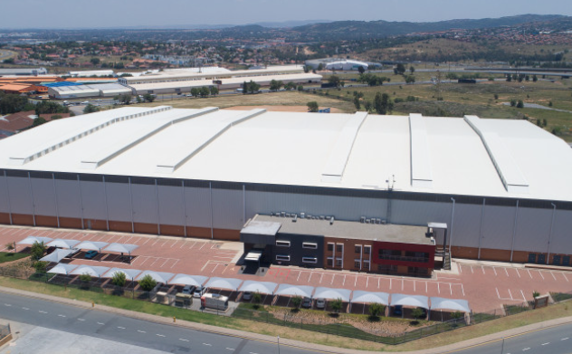 To Let commercial Property for Rent in Gosforth Park Gauteng