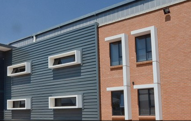 To Let commercial Property for Rent in Gosforth Park Gauteng