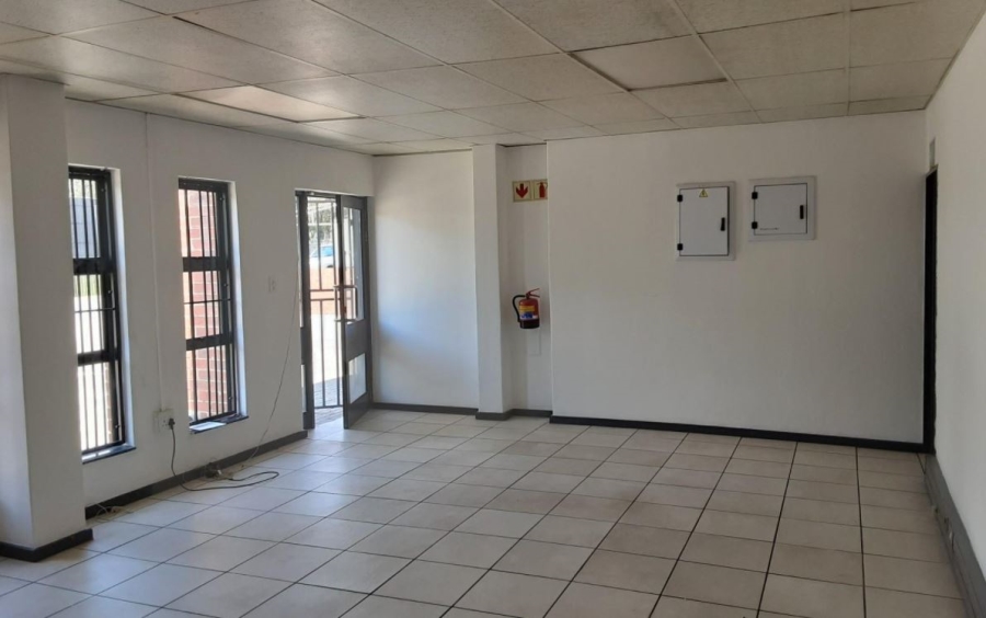 To Let commercial Property for Rent in Randjespark Gauteng