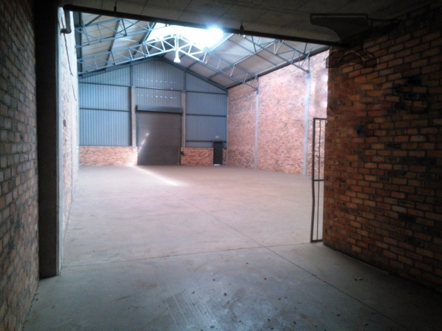 To Let commercial Property for Rent in Randjespark Gauteng