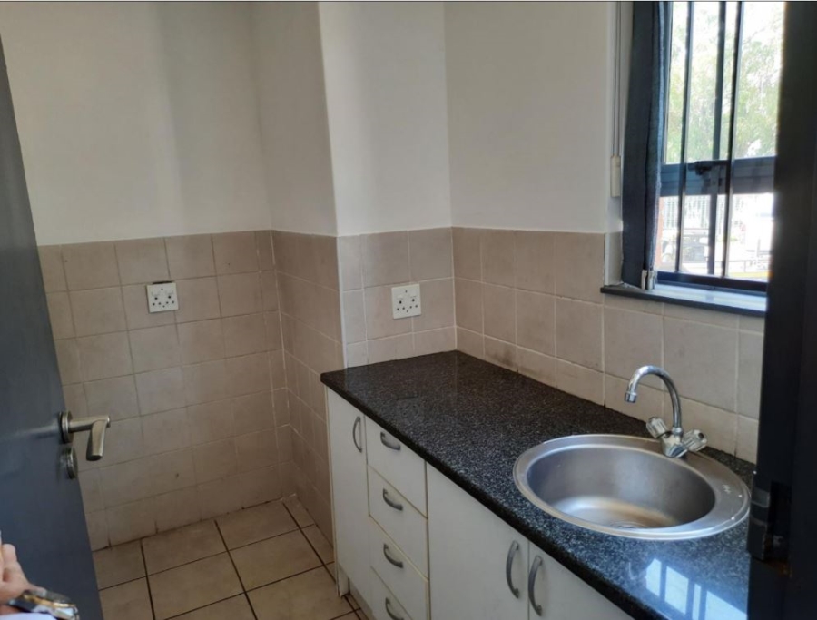 To Let commercial Property for Rent in Randjespark Gauteng