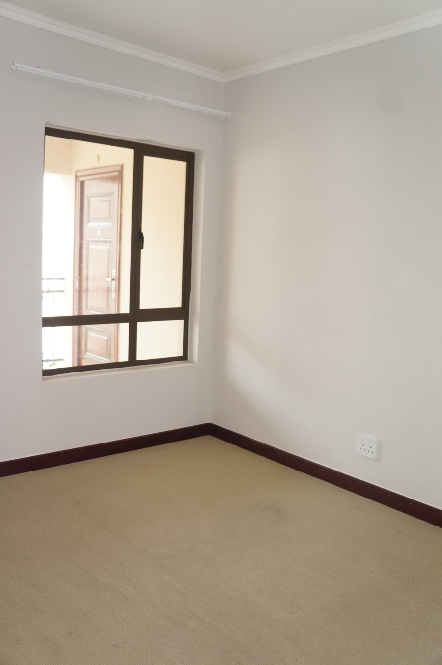 2 Bedroom Property for Sale in Erand Gardens Gauteng